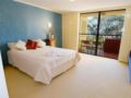 Chateau Royale Beach Resort - Sunshine Coast - Australia Hotels