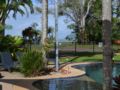 Dunk Island View Caravan Park - Wongaling Beach - Australia Hotels