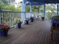 Kacys Bargara Beach Motel - Bundaberg - Australia Hotels