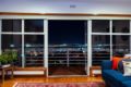 Lofty Views - City Stunner! - Hobart ホバート - Australia オーストラリアのホテル