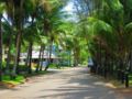 Marlin Waters Beachfront Apartments - Cairns - Australia Hotels