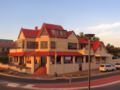 McCloud House of Port Noarlunga - Adelaide - Australia Hotels