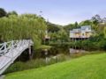 Plum Tree Cottage - Great Ocean Road - Apollo Bay - Australia Hotels