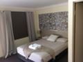Spanish Lace Motor Inn - Townsville - Australia Hotels
