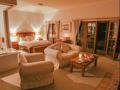 Strathearn Park Lodge - Scone - Australia Hotels