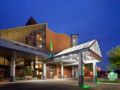 Holiday Inn Oakville Centre - Oakville (ON) - Canada Hotels