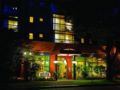 Sunset Inn and Suites - Vancouver (BC) バンクーバー（BC） - Canada カナダのホテル