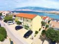 Apartments Suhomont - Pag パグ - Croatia クロアチアのホテル