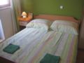 Green room Sanja - Vodice - Croatia Hotels