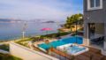 Luxurious beachfront villa Paradise EOS-CROATIA - Slatine スランティン - Croatia クロアチアのホテル