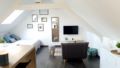 Bright cozy studio near the city center of Lorient - Lorient - France Hotels