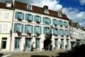 Hostellerie de la Poste - Les Collectionneurs - Avallon アヴァロン - France フランスのホテル