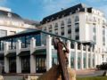 Hotel Beach Hotel - Trouville-sur-Mer トルヴィル シュル メール - France フランスのホテル