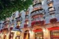 Hotel Plaza Athenee - Dorchester Collection - Paris - France Hotels