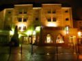 Hotel Sully - Nogent-le-Rotrou ノジャン ル ロトルー - France フランスのホテル