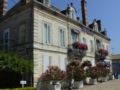 Hotel The Originals Libourne Nord Henri IV (ex Inter-Hotel) - Coutras クートラ - France フランスのホテル