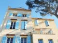 Hotel Victor - Cabries - France Hotels