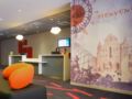 ibis Styles Poitiers Centre - Poitiers - France Hotels