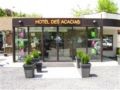 Logis Hotel Restaurant Des Acacias - Neuville-en-Ferrain ヌーヴィル アン フェラン - France フランスのホテル