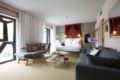 MOB HOTEL Lyon Confluence - Lyon - France Hotels
