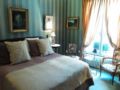 Saint Honore Apartment - Paris - France Hotels