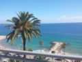Wonderful seafront 3BR Apartment - Cannes カンヌ - France フランスのホテル
