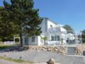 Exclusive apartment in the Villa Paradies - Ostseebad Sellin - Germany Hotels
