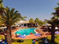 Hotel Oasis - Kyparissia - Greece Hotels