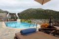 TRANDITIONAL VILLA ASKYFOU - Crete Island - Greece Hotels