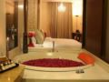 Aura Hotel - New Delhi - India Hotels