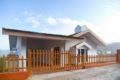 Four Gables - 4BR w/ Breakfast & Mountain Views - Ooty - India Hotels