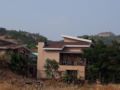 Great Locality on Hill top & Forest admist Nature - Lonavala ロナバラ - India インドのホテル