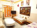 Ground Floor Big Bedroom, Sitting & Bathroom - Jalandhar ジャランダール - India インドのホテル