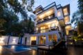 Mitra 5BR Luxury villa w/ 2 pvt pools. - Goa - India Hotels