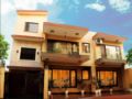 OYO 1670 Cotts Villa - New Delhi - India Hotels