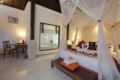 3-BR Villa+private pool+Bathtub+Brkfst @(182)Ubud - Bali バリ島 - Indonesia インドネシアのホテル