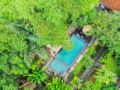 Evergreen 2BR Lush Villa, 5 mins to Ubud center! - Bali バリ島 - Indonesia インドネシアのホテル