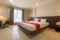 RedDoorz Premium @ Raya Bojonegoro - Bojonegoro - Indonesia Hotels