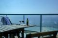 Panoramic Sea View Over Bugrashov Beach w/ Balcony - Tel Aviv テルアビブ - Israel イスラエルのホテル
