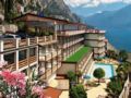 Hotel Splendid Palace - Limone sul Garda プラーイア ア マーレ - Italy イタリアのホテル