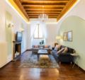 NEW - A Florence Palace - 4 bedroom apartment, AC - Florence フィレンツェ - Italy イタリアのホテル