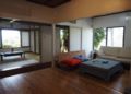A spectacular guesthouse hosted by a fisherman - Yugawara - Japan Hotels
