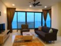 180 Degree Seaview Suite @Sunrise Gurney - Penang - Malaysia Hotels