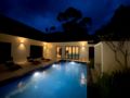 Charis Janda Baik River Front Villa w Private Pool - Bentong - Malaysia Hotels