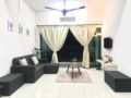 Family Home By Homez Suite | 3R2B | Bukit Mertajam - Penang ペナン - Malaysia マレーシアのホテル