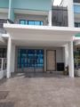 Homestay Elleza-for Muslim only - Shah Alam - Malaysia Hotels