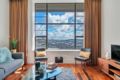 City and Harbour Views From Stylish CBD Apartment - Auckland - New Zealand Hotels