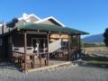 Mt Potts Lodge - Ashburton Lakes - New Zealand Hotels