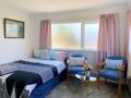 Separate access family suite with bathroom-201 - Auckland - New Zealand Hotels