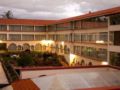 Taypikala Lago - Puno - Peru Hotels